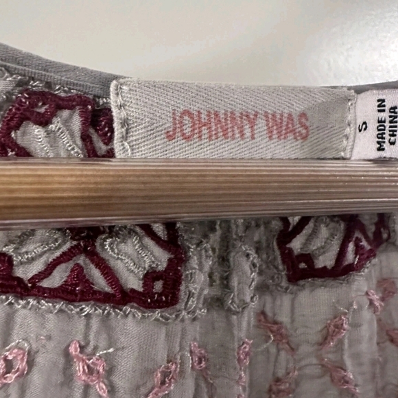 Johnny Was Ava Peasant Boho Silk Dress Gray Embroidered Size Small - Picture 3 of 7